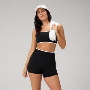 Fabletics Black and White Colorblock Set